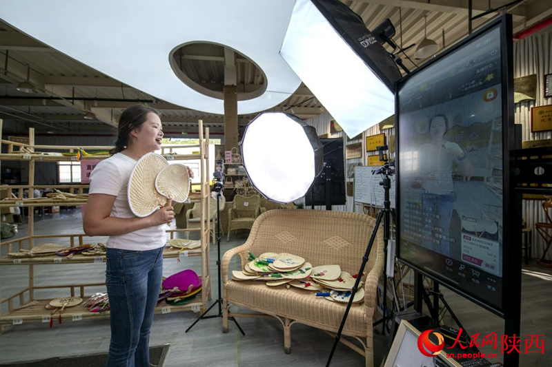 FOREIGN1751420655445JEHZSCECIJ 2.png