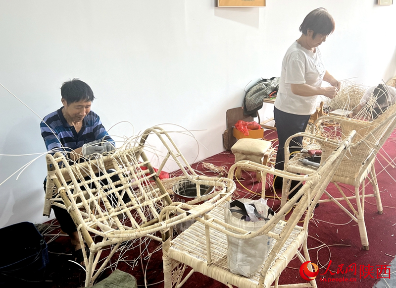 FOREIGN17514206775615YQHKG4ZT2 2.png