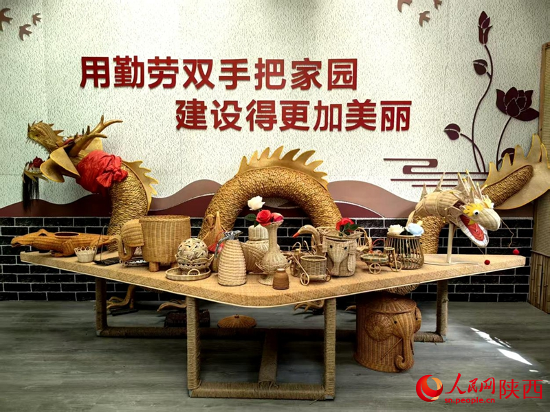 FOREIGN1751420686977TFKECZOL2X 2.png