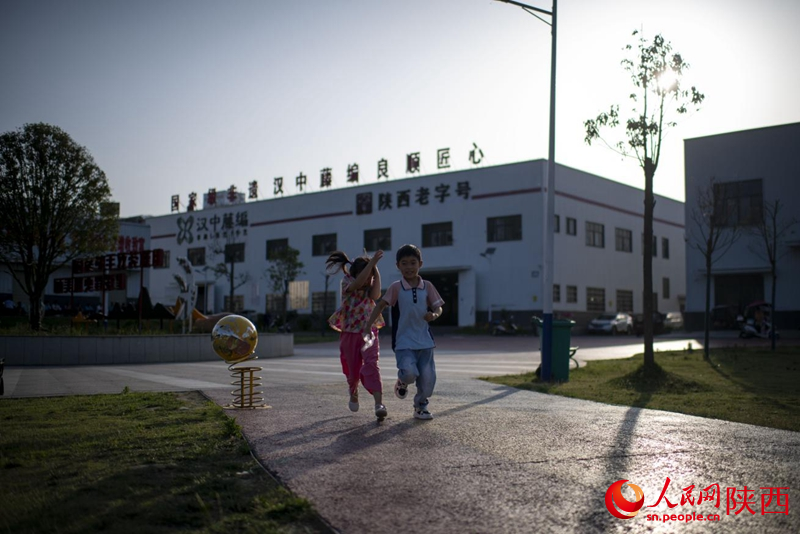 FOREIGN1751420704318ONPUUGPD0H 2.png